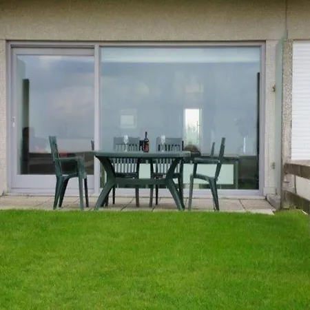 In Het Zoute With Sea Views *